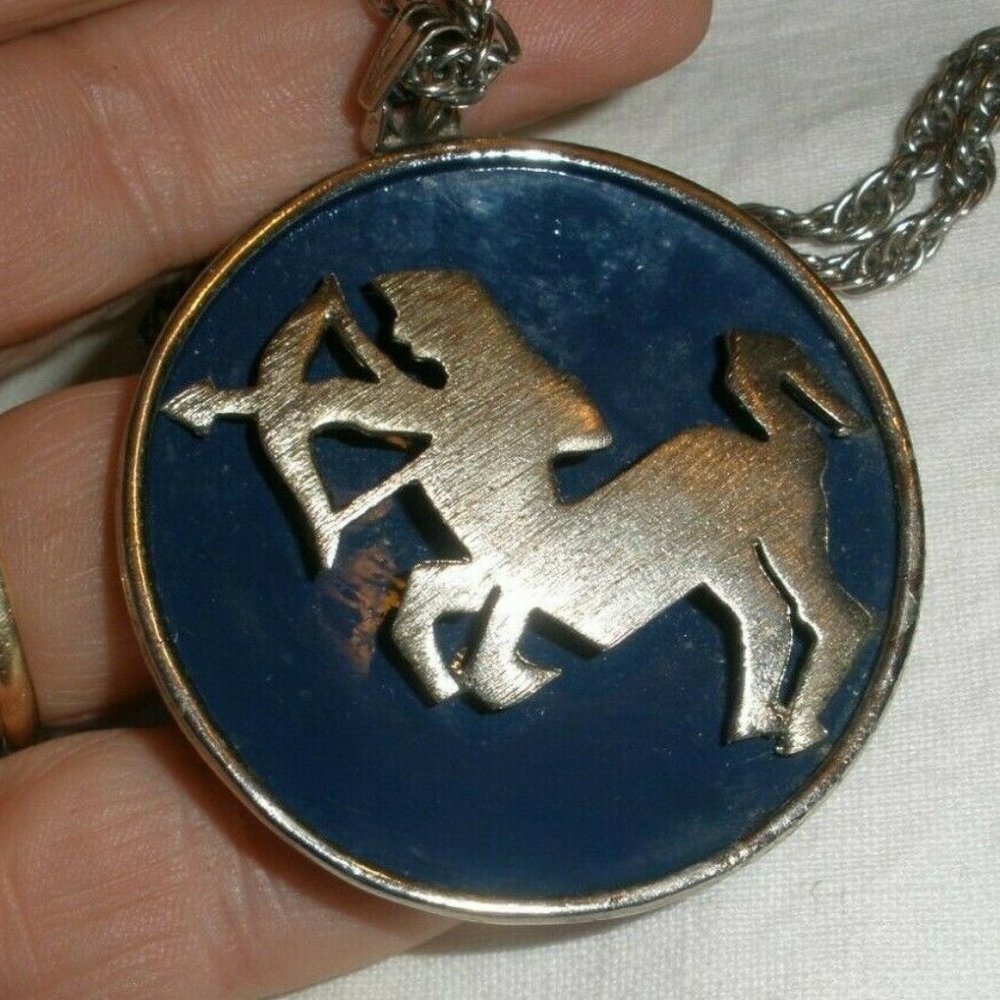 1970's Hippie Retro LARGE Blue Enamel SAGITTARIUS Pendant & Chain LARP Costume?